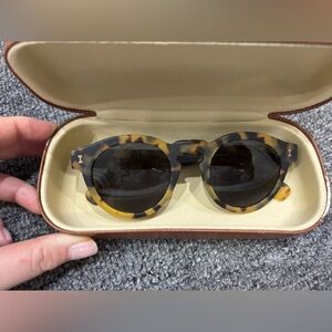 Classic Illesteva Tortoise Shell Sunglasses